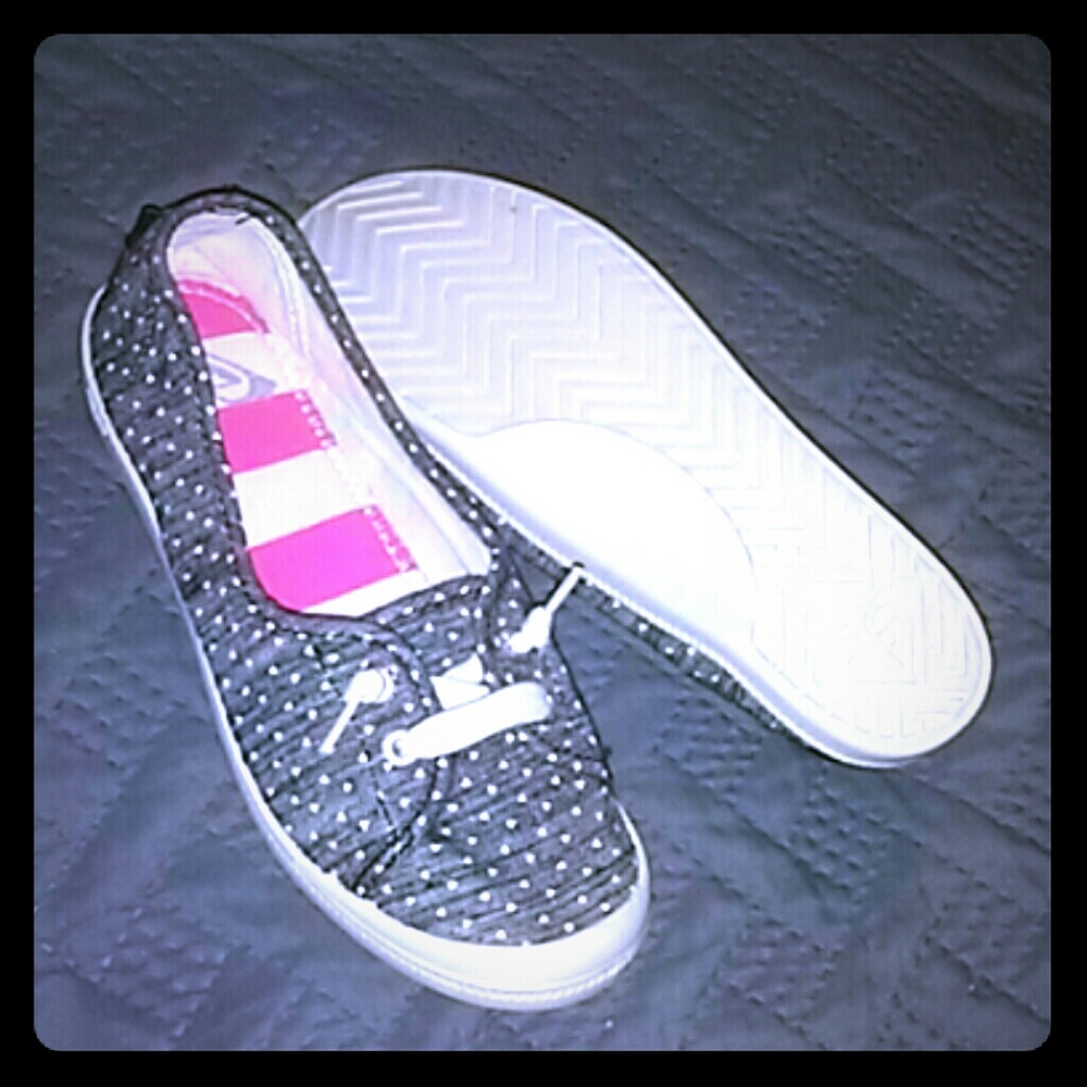 Roxy Slip-on Never Worn (4)